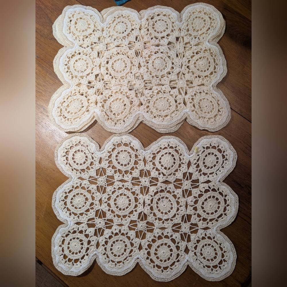NWOT-Placemats Set Of 4